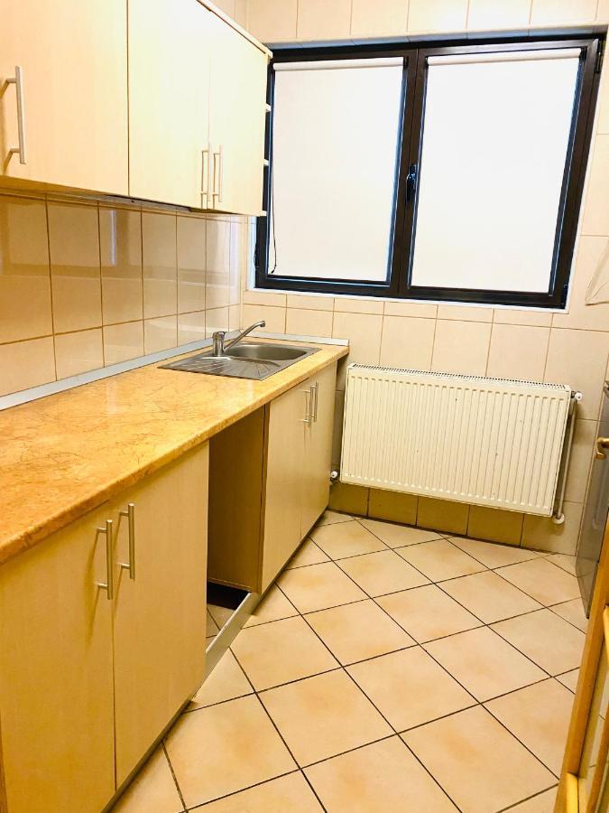 A.G Romana Hostel Бухарест Екстер'єр фото