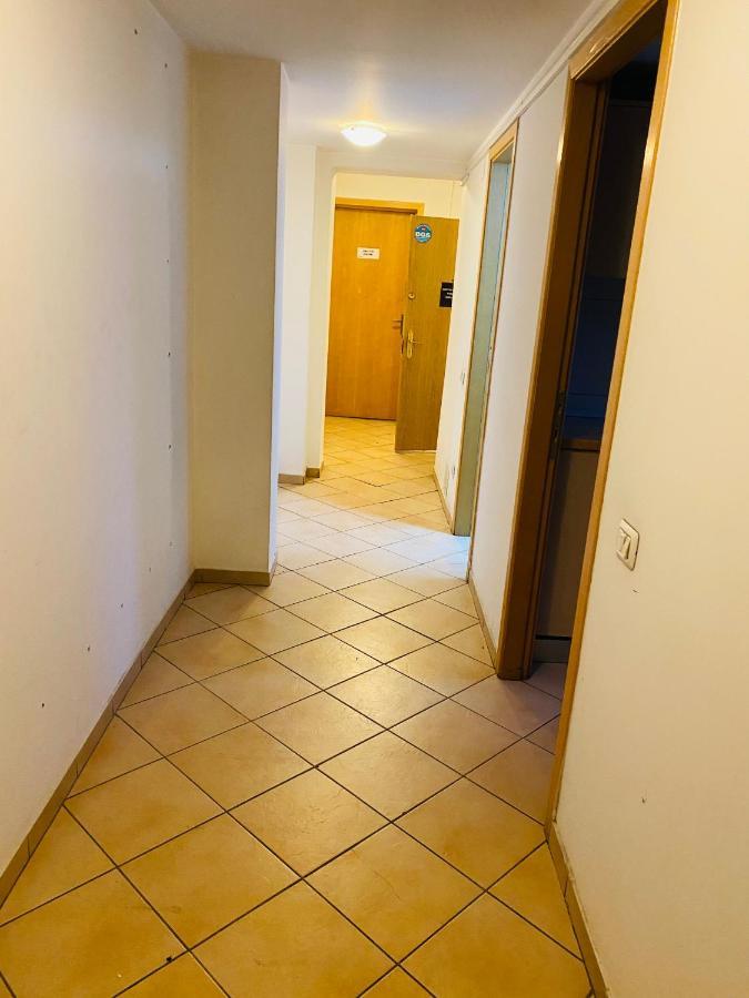 A.G Romana Hostel Бухарест Екстер'єр фото